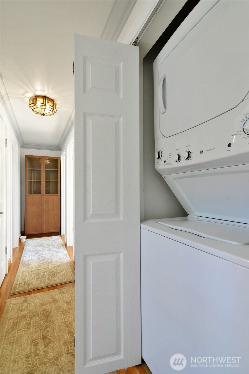 23116 80th Place W, Edmonds, WA 98026