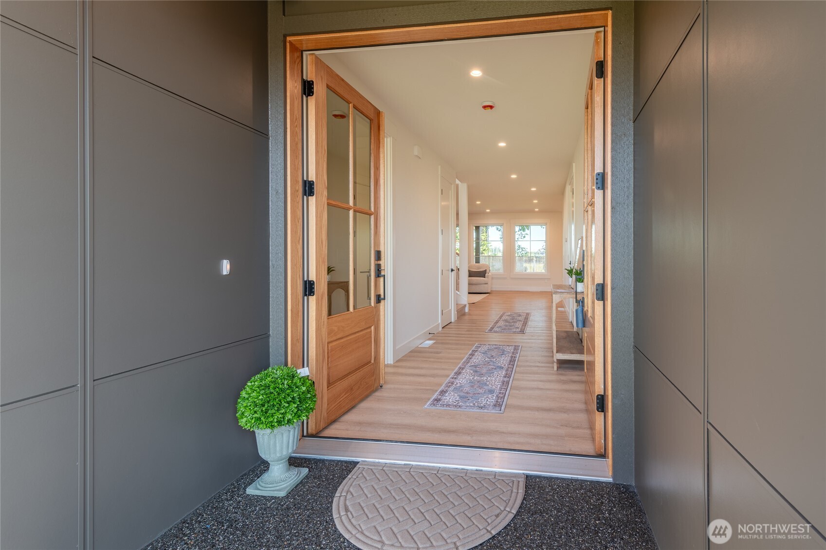 1197 Leighton Street , Blaine, WA 98230