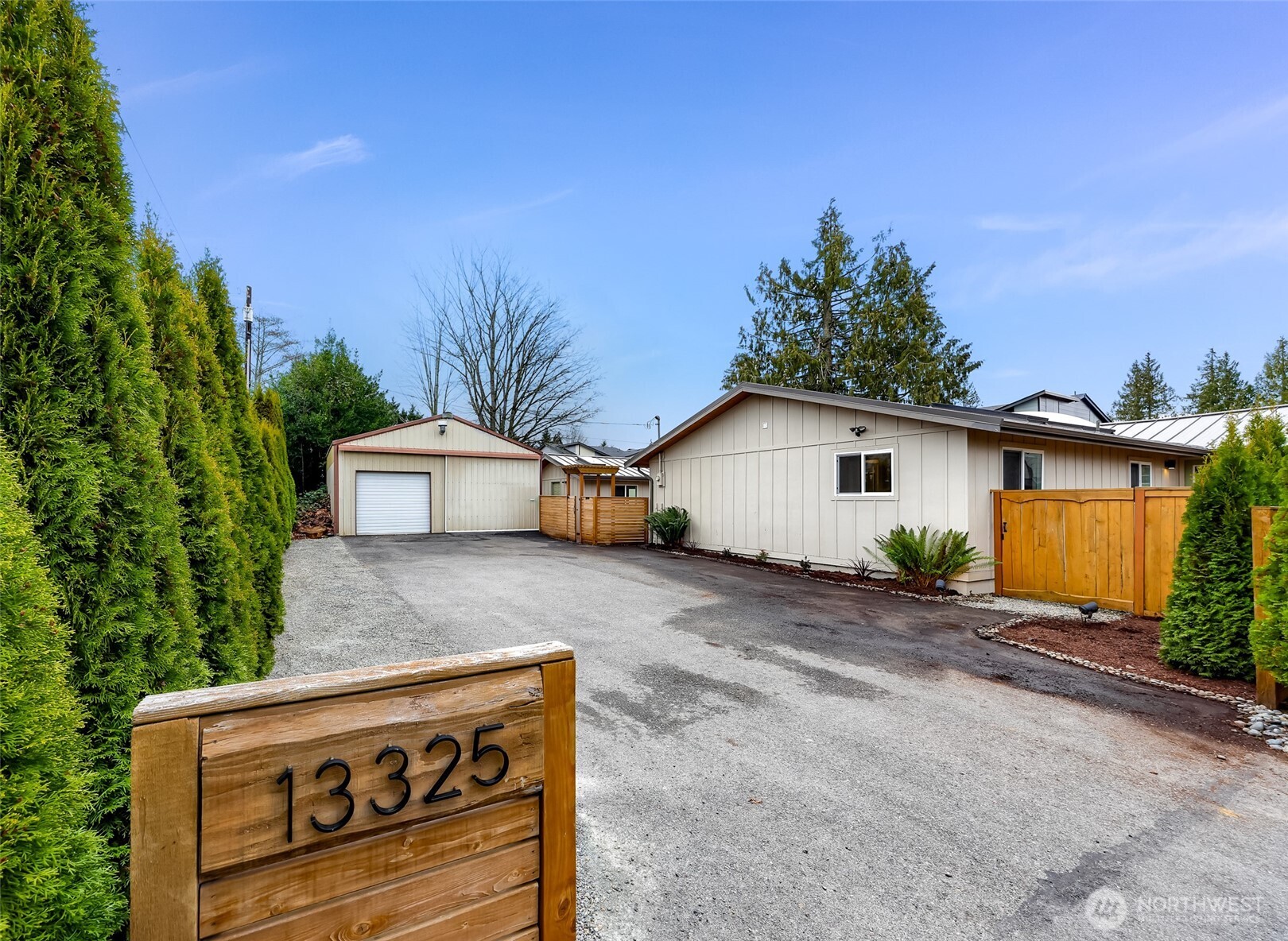 13325 Beverly Park Road , Lynnwood, WA 98087