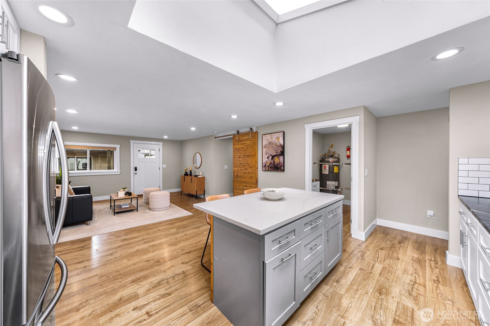 13325 Beverly Park Road , Lynnwood, WA 98087