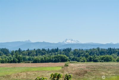 19605 Smokey Point Blvd , Arlington, WA 98223 - Photo 3