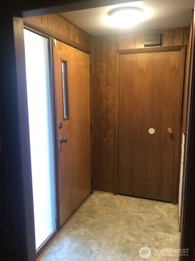 19605 Smokey Point Blvd , Arlington, WA 98223 - Photo 4