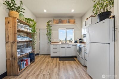 38220 Fitness Lane E, Davenport, WA 99122 - Photo 17