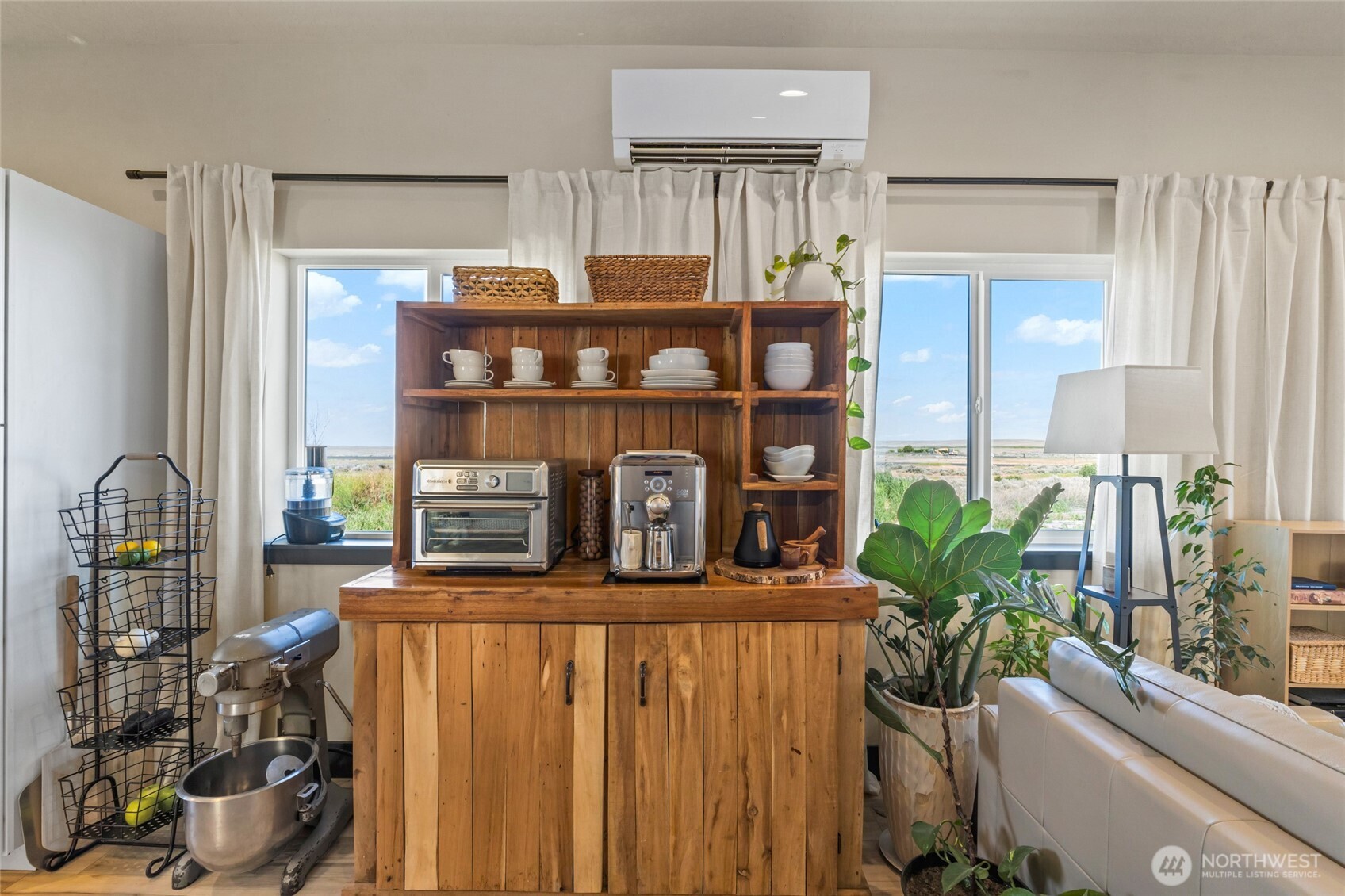 38220 Fitness Lane E, Davenport, WA 99122