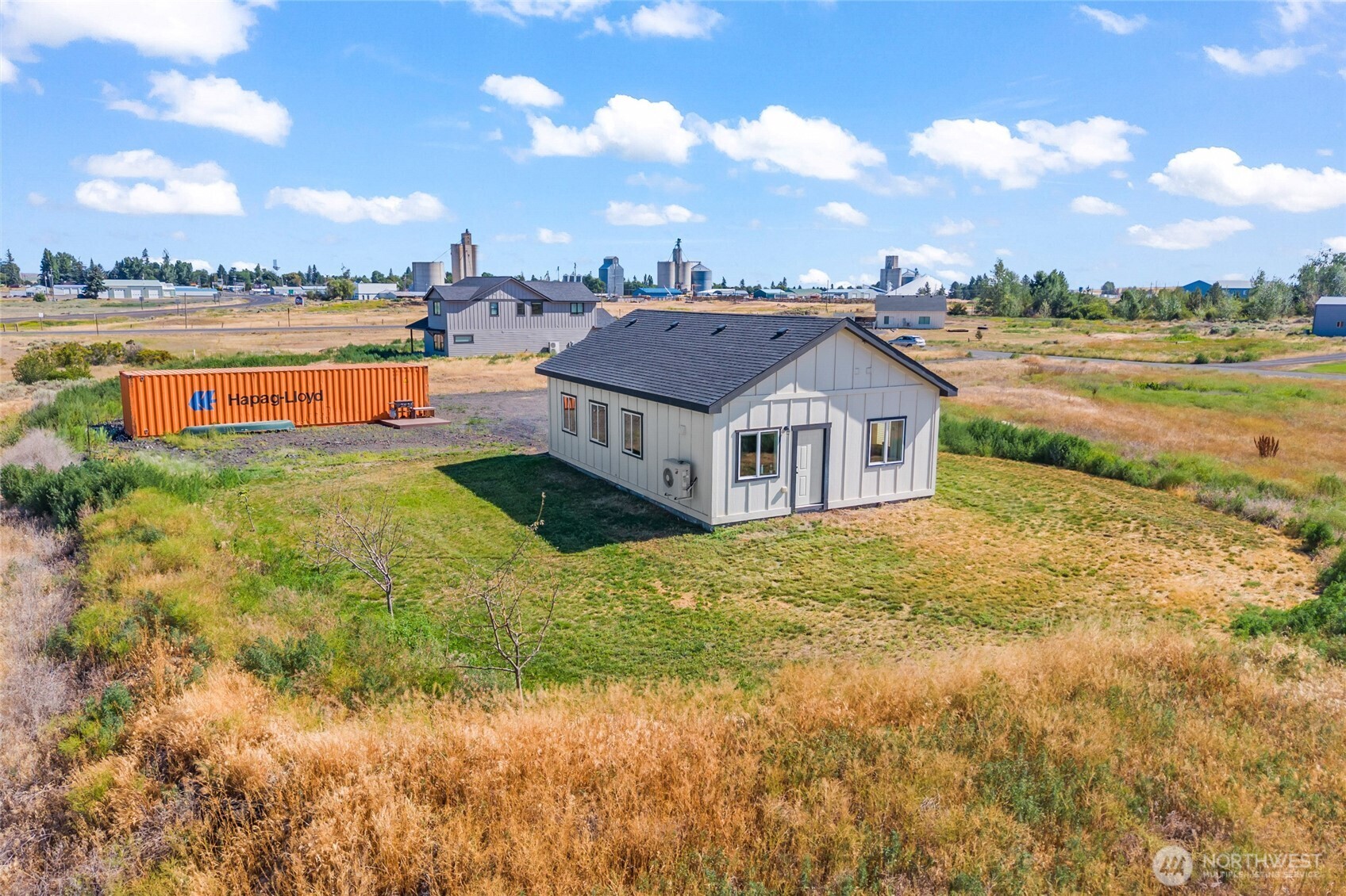 38220 Fitness Lane E, Davenport, WA 99122