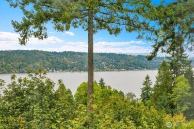 13542 40th Avenue NE, Seattle, WA 98125 - Photo 3