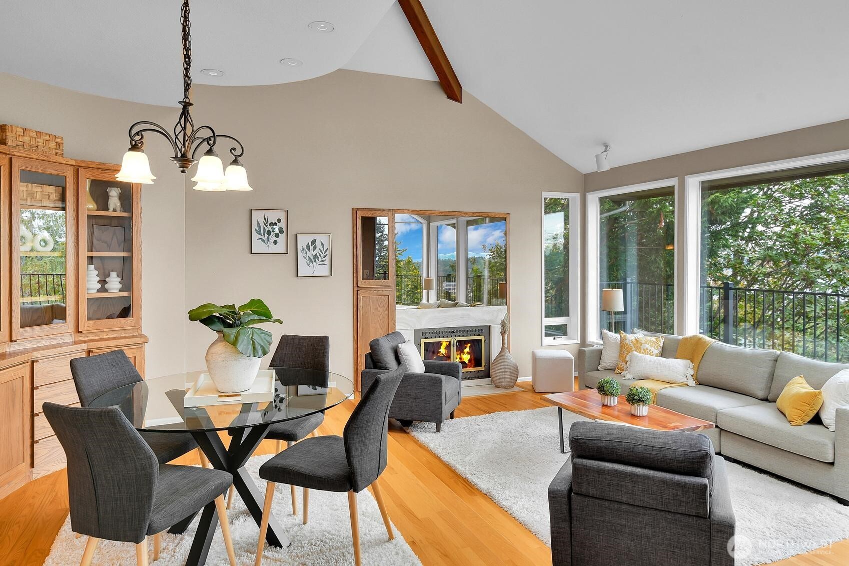 13542 40th Avenue NE, Seattle, WA 98125