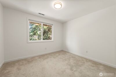 12518 SE 67th Street , Bellevue, WA 98006 - Photo 19