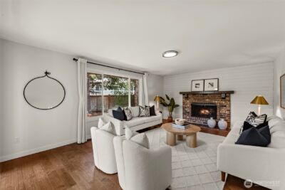 12518 SE 67th Street , Bellevue, WA 98006 - Photo 2