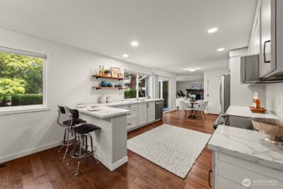 12518 SE 67th Street , Bellevue, WA 98006 - Photo 9