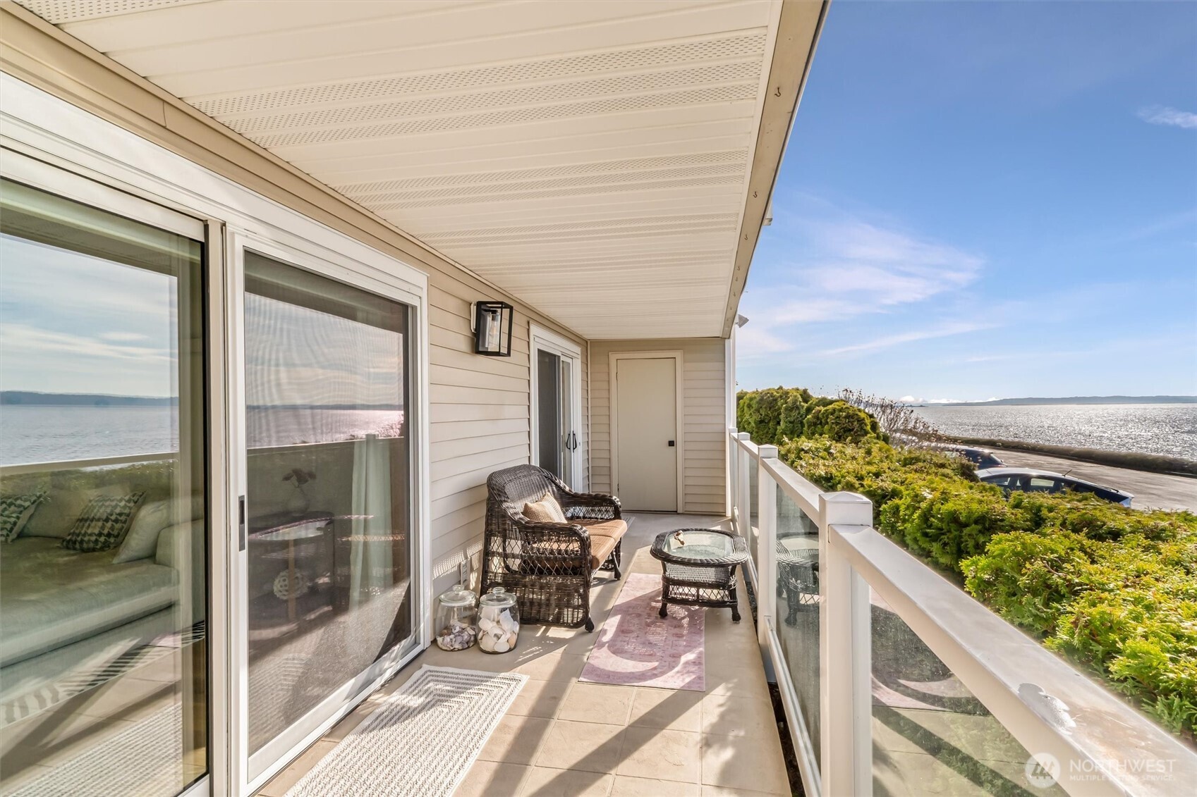 10203 47th Avenue SW #D2, Seattle, WA 98146