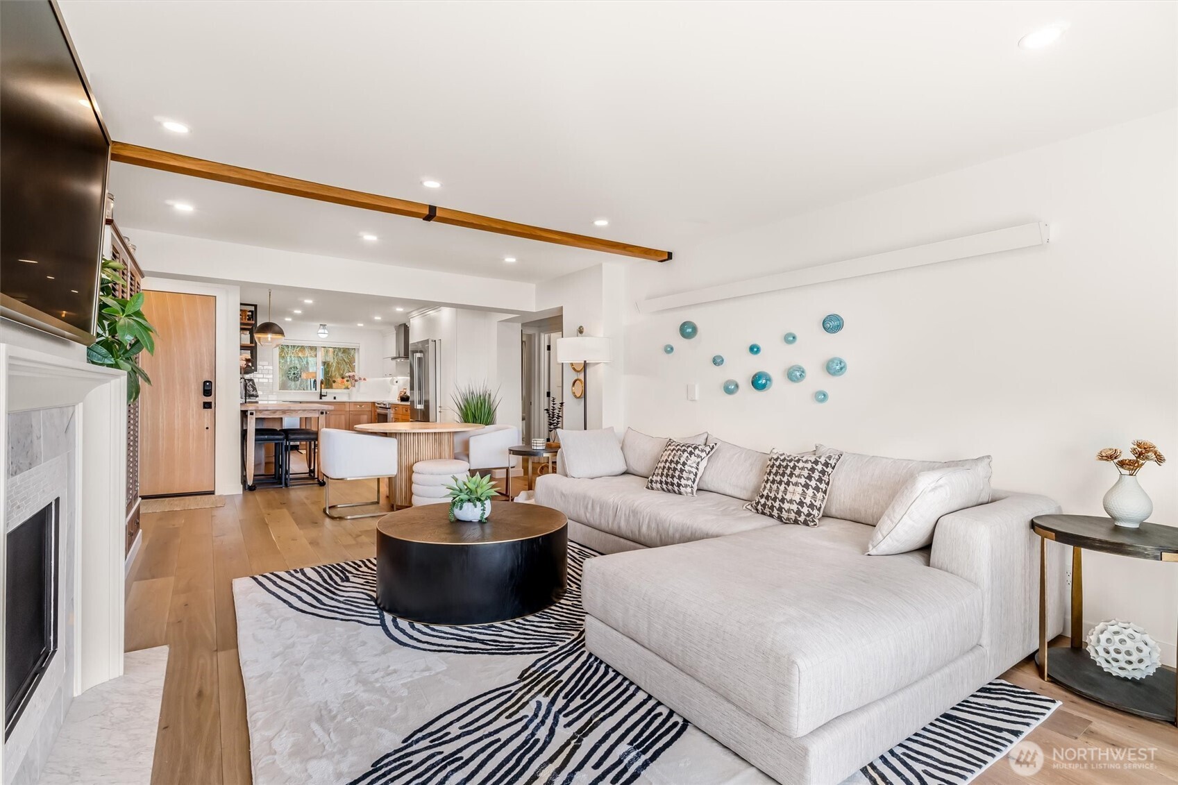 10203 47th Avenue SW #D2, Seattle, WA 98146