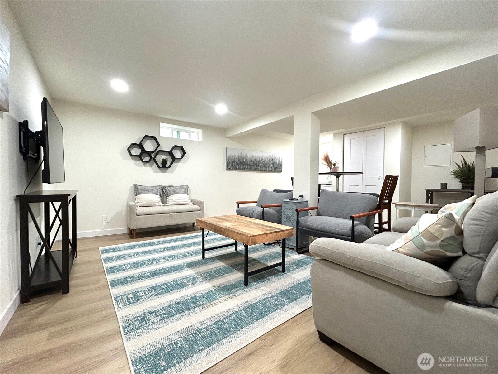 7353 29th Avenue SW, Seattle, WA 98126