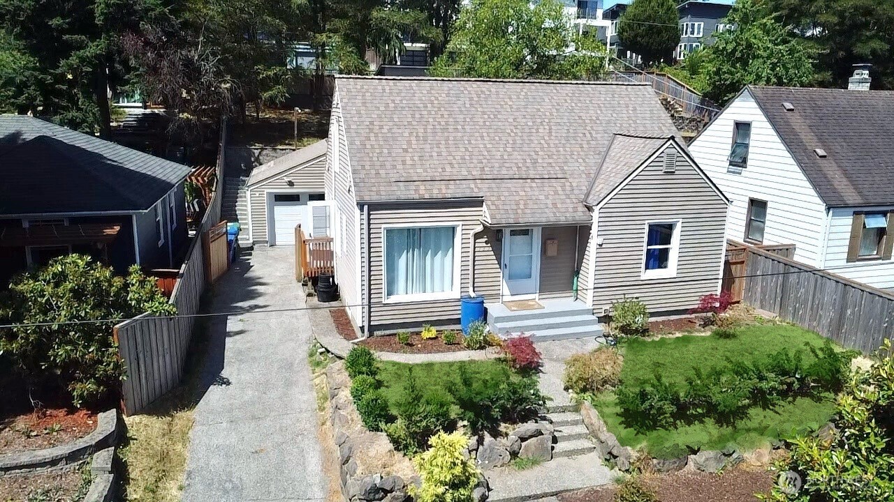 7353 29th Avenue SW, Seattle, WA 98126