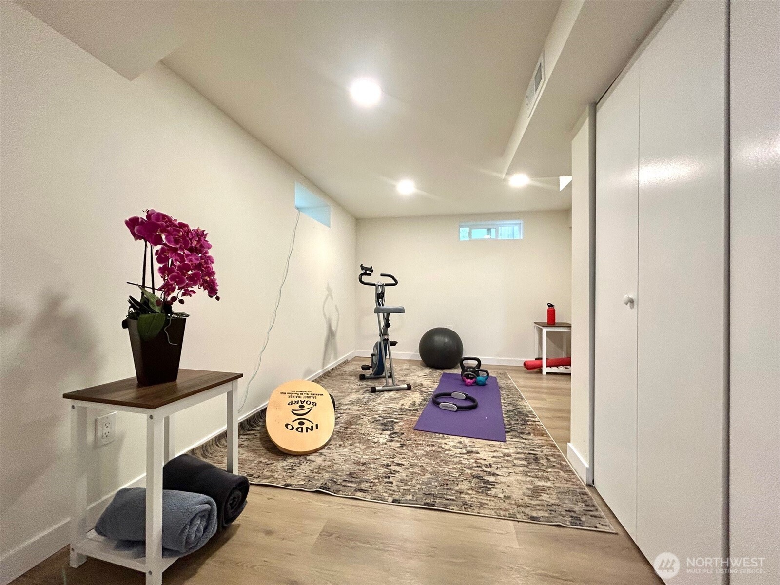 7353 29th Avenue SW, Seattle, WA 98126