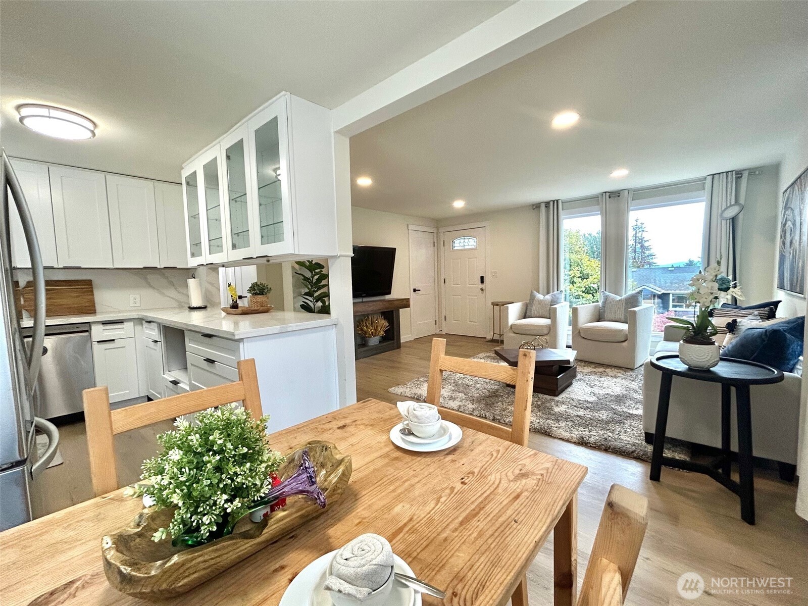 7353 29th Avenue SW, Seattle, WA 98126