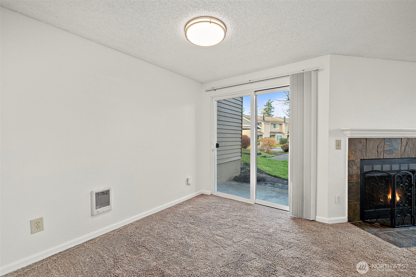 1215 S 237th Lane #1308, Des Moines, WA 98198