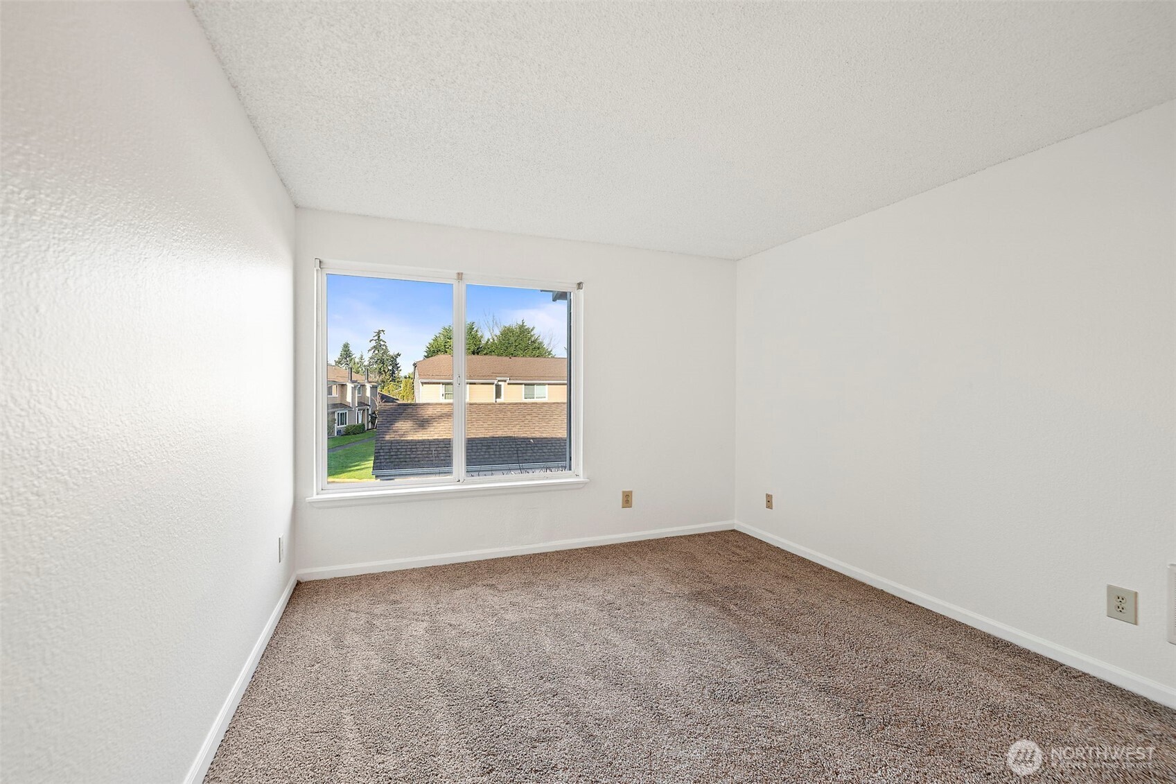 1215 S 237th Lane #1308, Des Moines, WA 98198