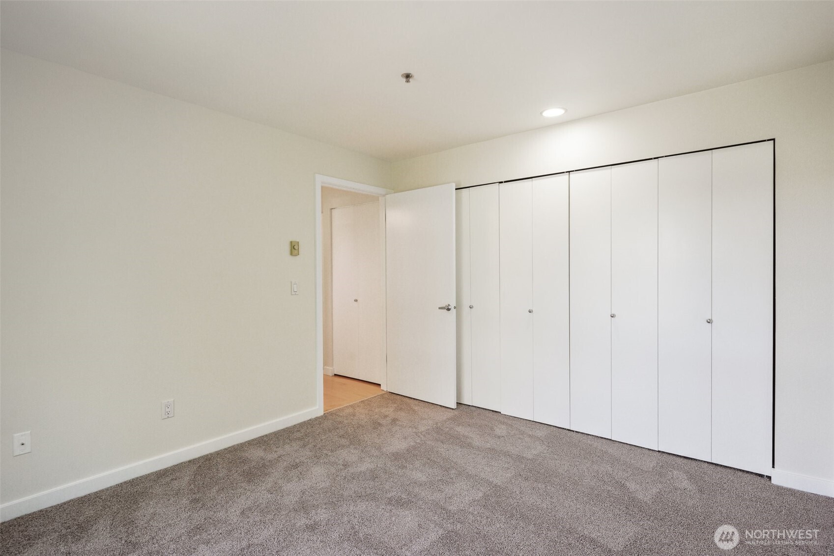 701 Galer Street #504, Seattle, WA 98109