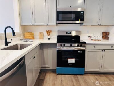 8828 238th St SW #D1, Edmonds, WA 98026 - Photo 11