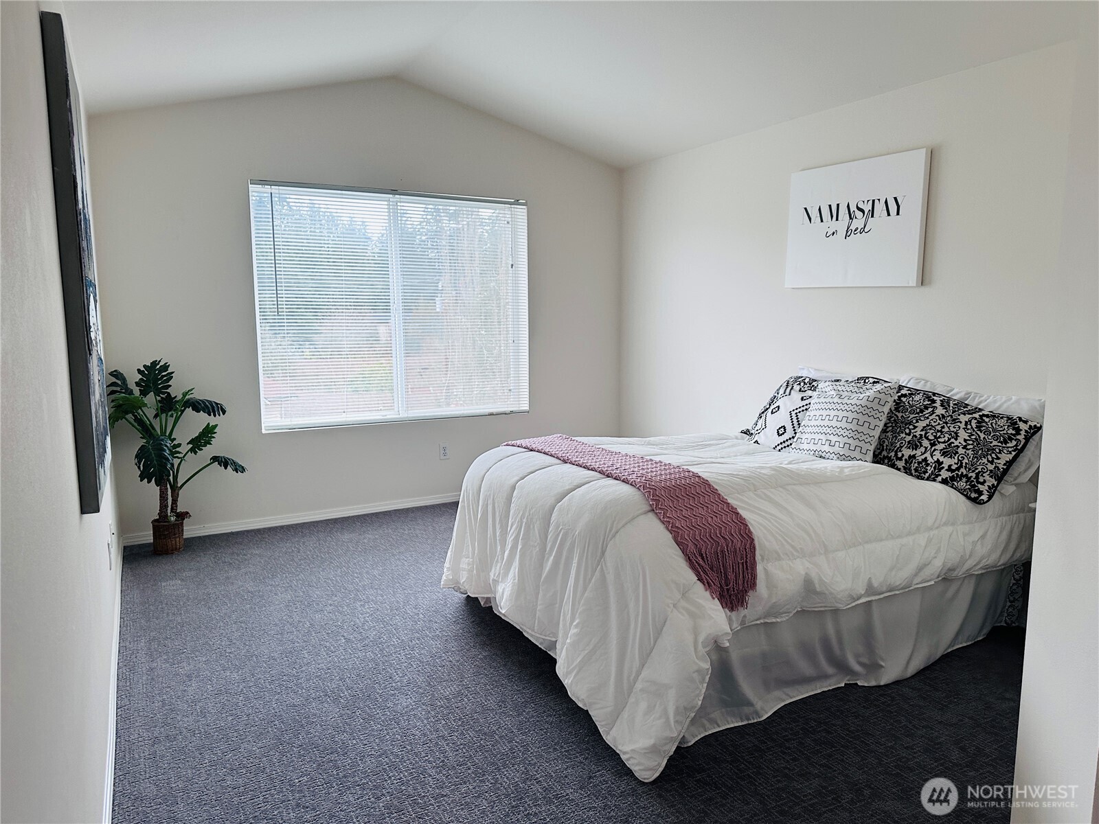 8828 238th St SW #D1, Edmonds, WA 98026