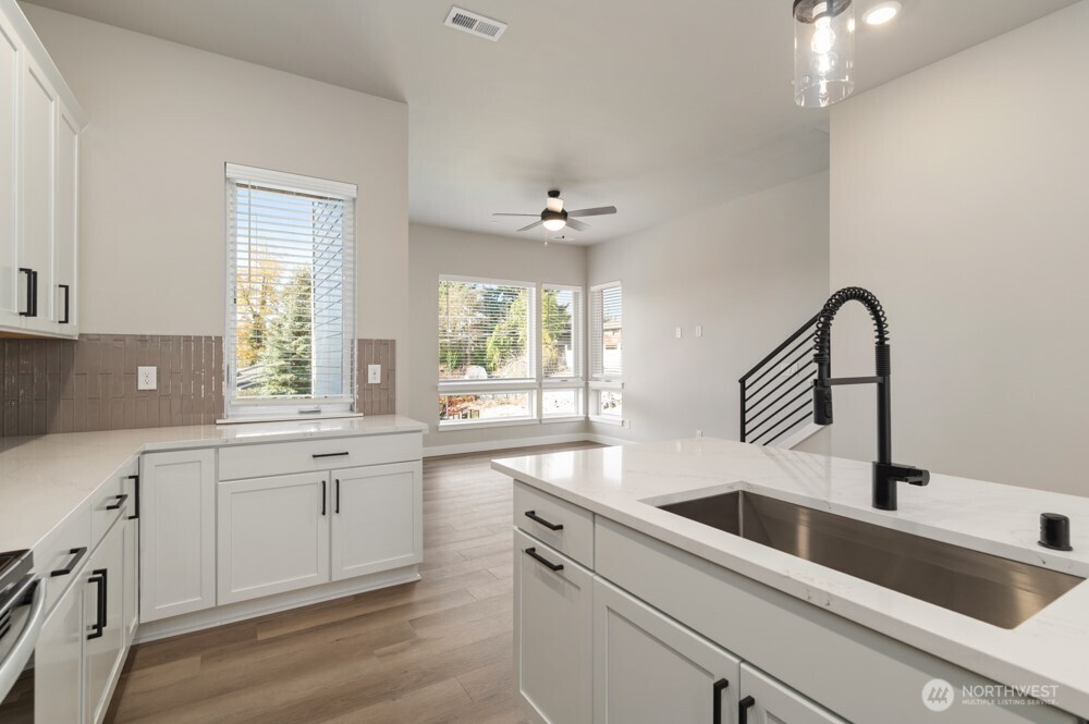 6609 S 128th Street , Seattle, WA 98178