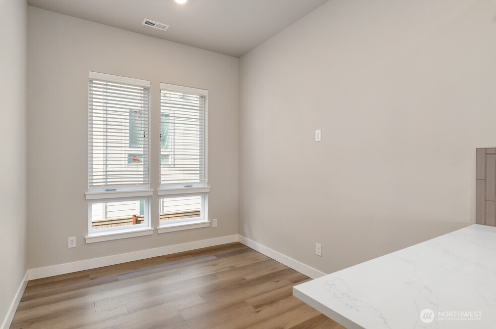 6619 S 128th Street , Seattle, WA 98178