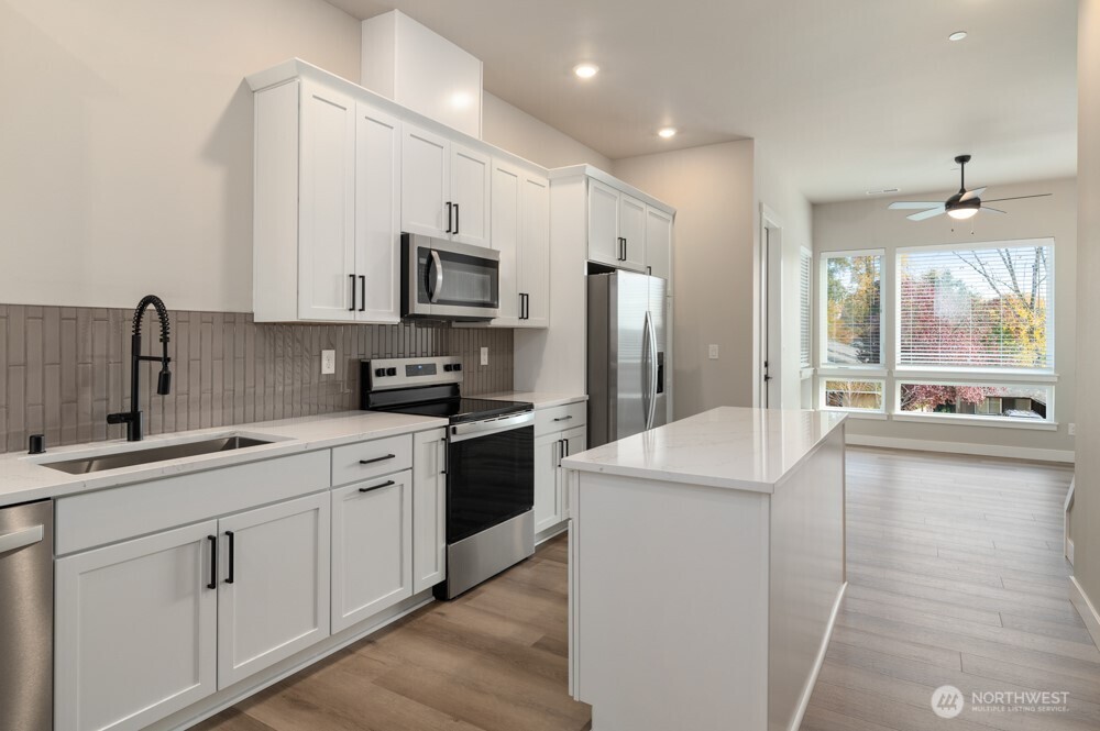 6619 S 128th Street , Seattle, WA 98178