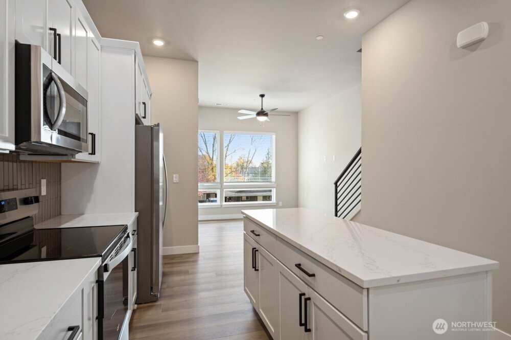 6619 S 128th Street , Seattle, WA 98178