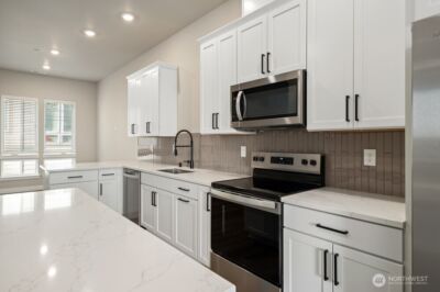 6619 S 128th Street , Seattle, WA 98178 - Photo 9