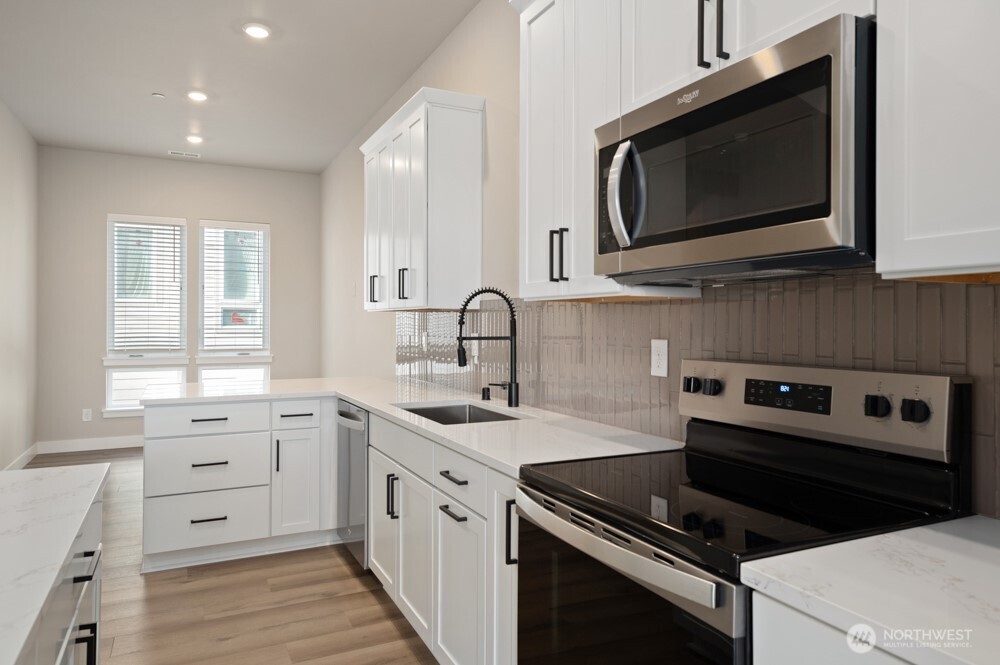 6619 S 128th Street , Seattle, WA 98178