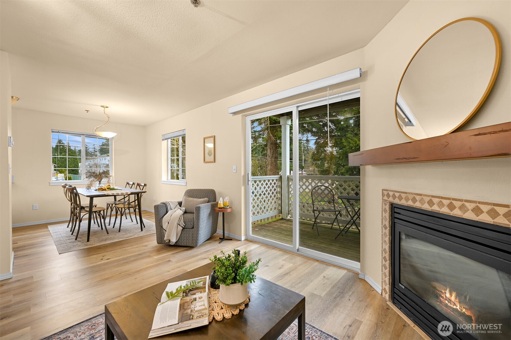 2709 W Maplewood Avenue #201, Bellingham, WA 98225