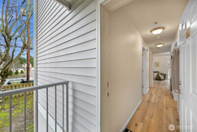 2709 W Maplewood Avenue #201, Bellingham, WA 98225 - Photo 2