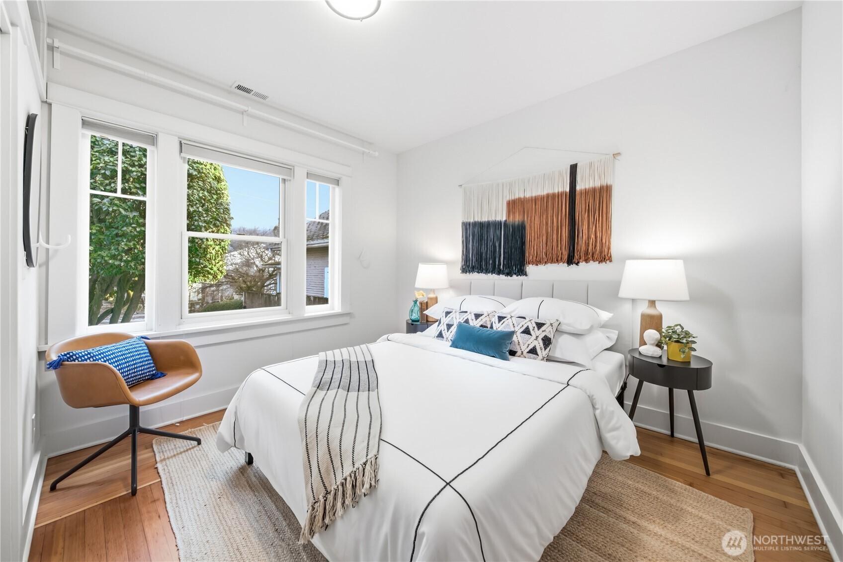 3815 Sunnyside Avenue N, Seattle, WA 98103