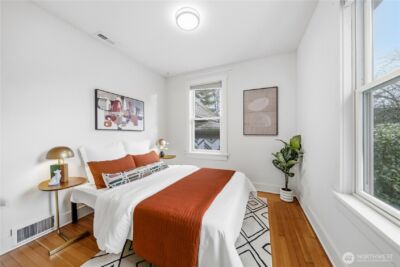 3815 Sunnyside Avenue N, Seattle, WA 98103 - Photo 14