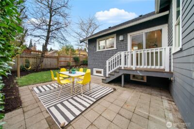 3815 Sunnyside Avenue N, Seattle, WA 98103 - Photo 17