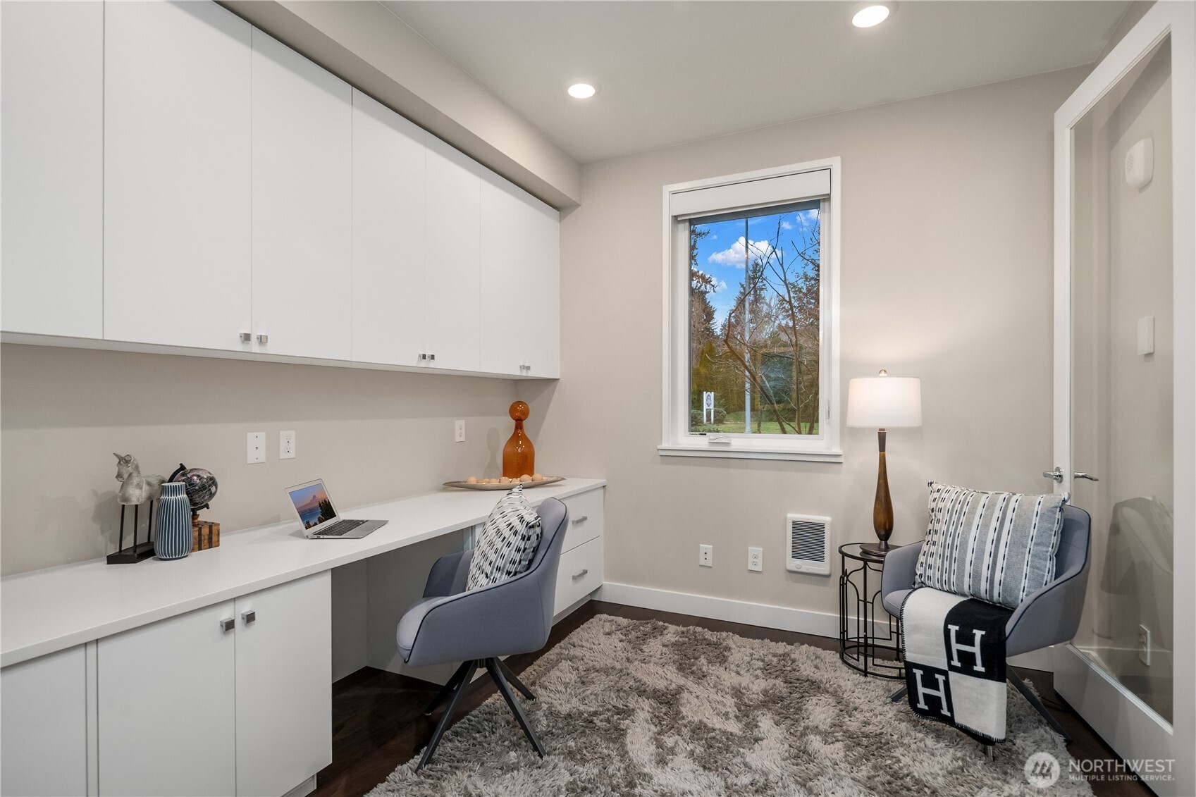 23121 NE 8th Street #A4, Sammamish, WA 98074-7229