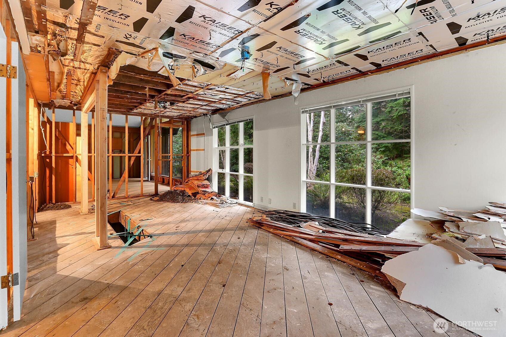 10815 Algonquin Road , Woodway, WA 98020