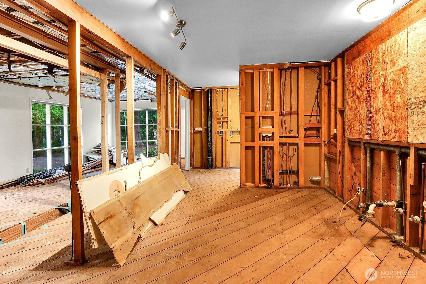 10815 Algonquin Road , Woodway, WA 98020