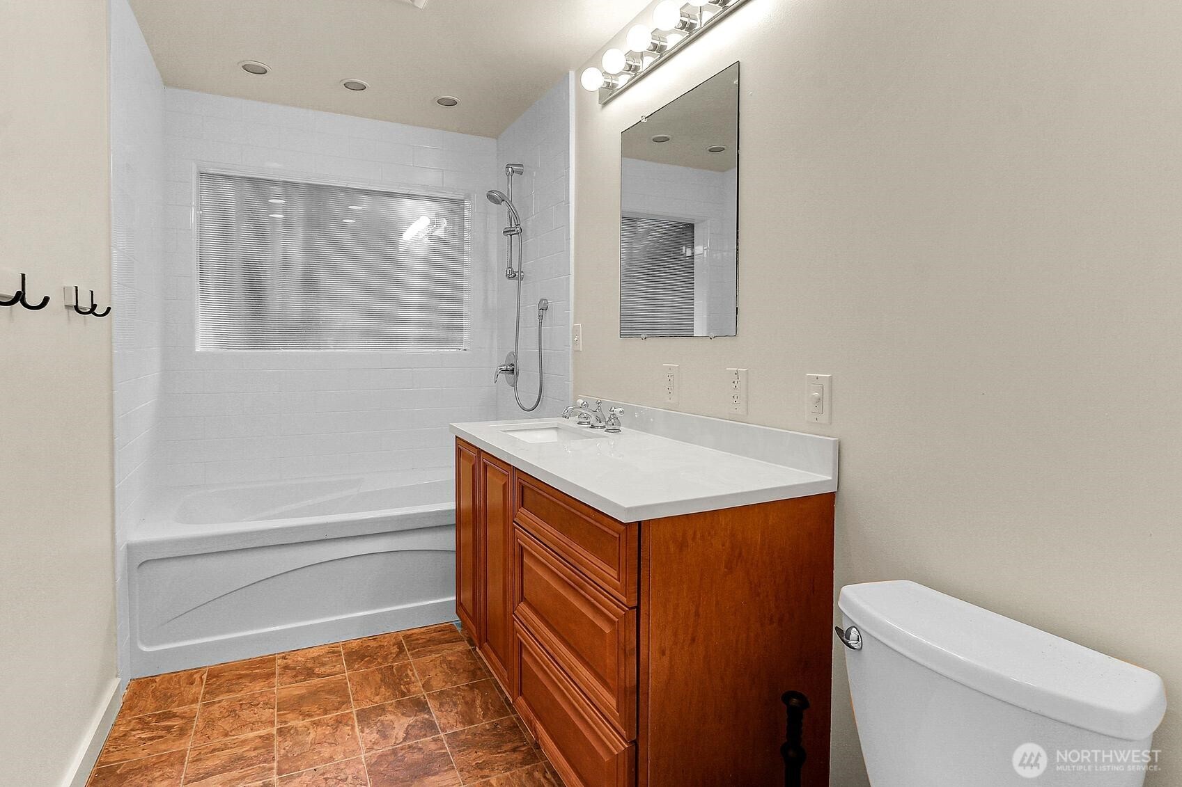 10815 Algonquin Road , Woodway, WA 98020