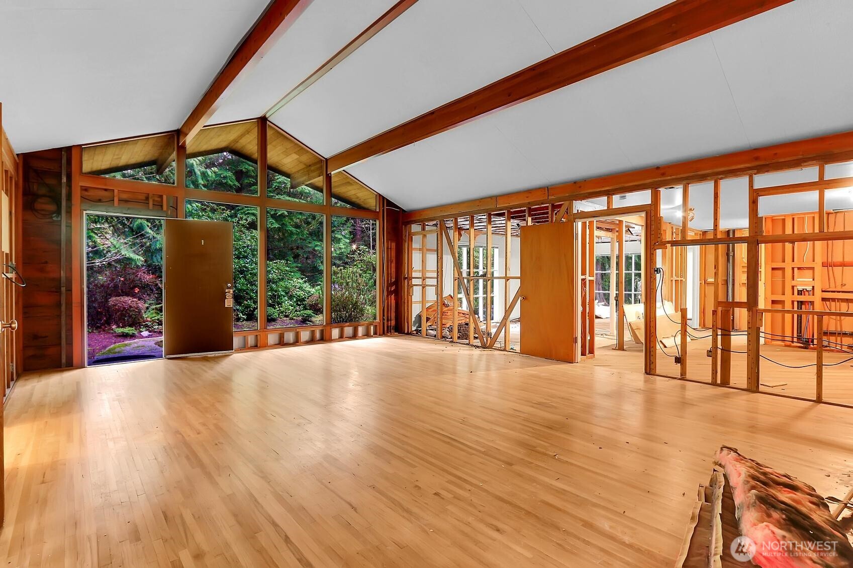 10815 Algonquin Road , Woodway, WA 98020