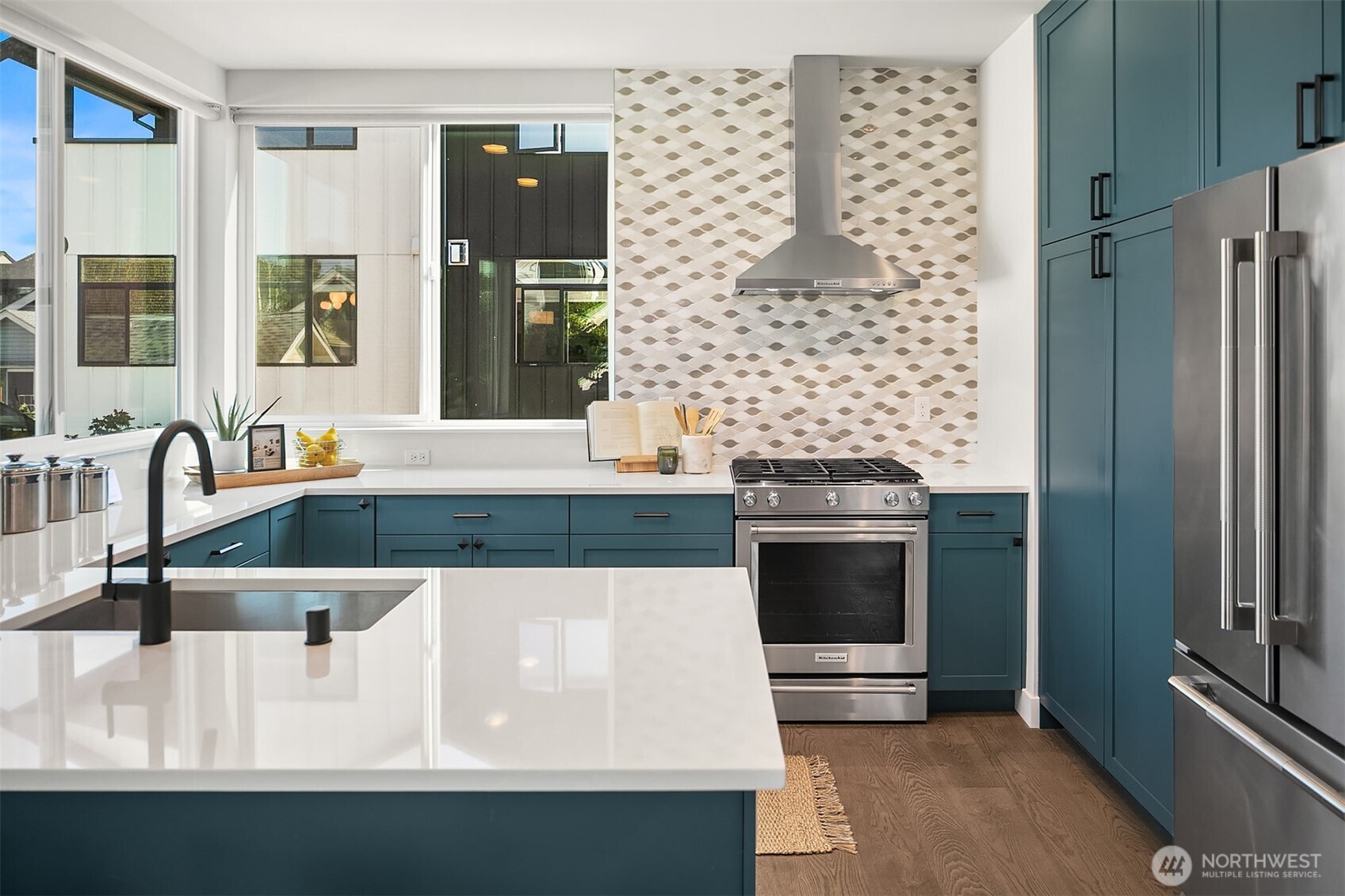 8326 14th Avenue NW, Seattle, WA 98117