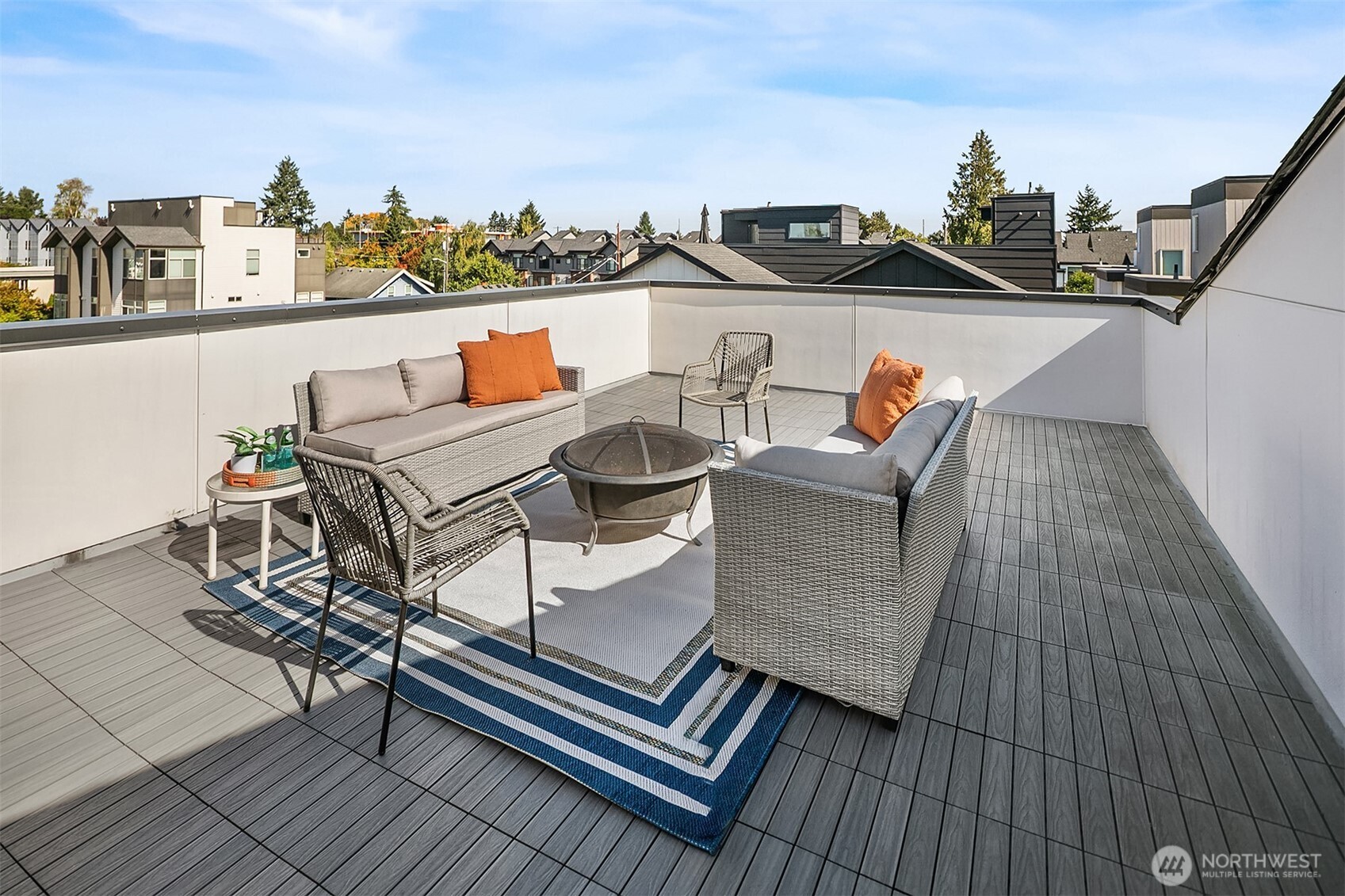 8326 14th Avenue NW, Seattle, WA 98117