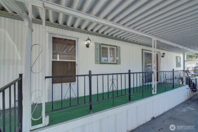 1332 192nd Street SE #50, Bothell, WA 98021 - Photo 2