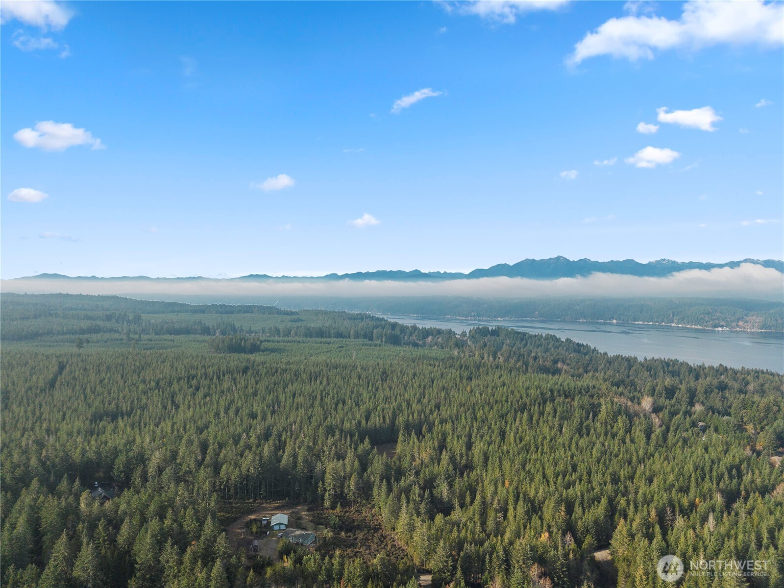 151 E Kingsley Place , Belfair, WA 98528