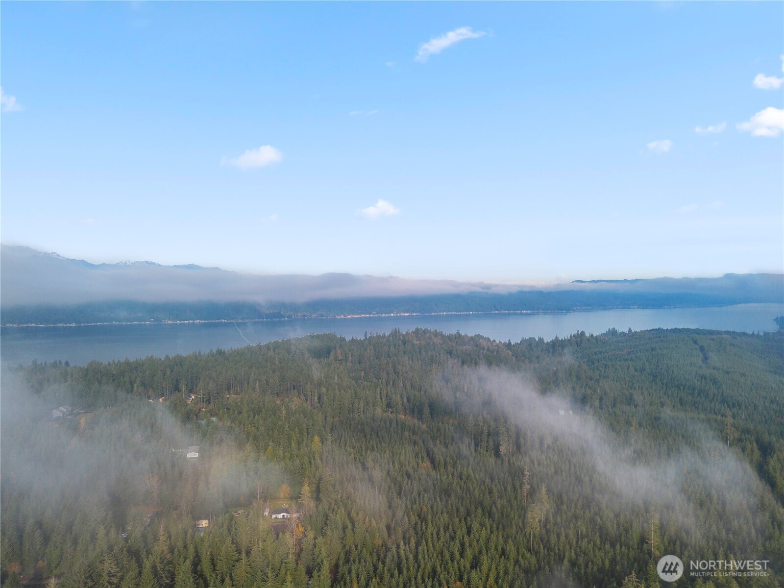 151 E Kingsley Place , Belfair, WA 98528