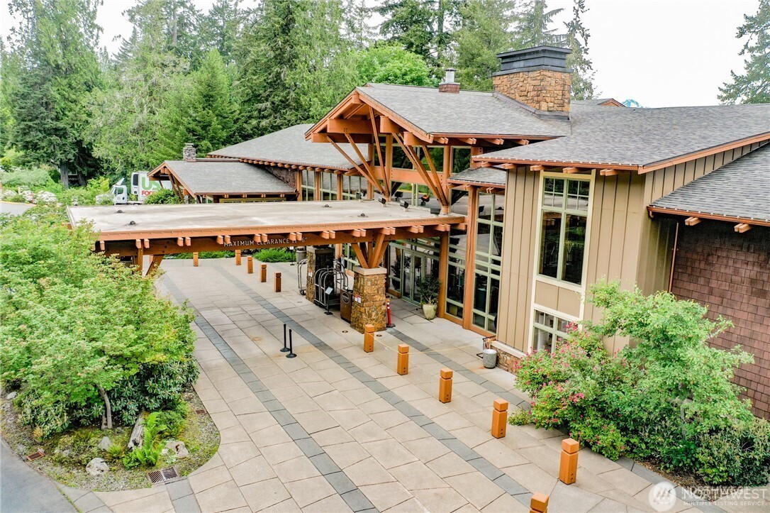 151 E Kingsley Place , Belfair, WA 98528