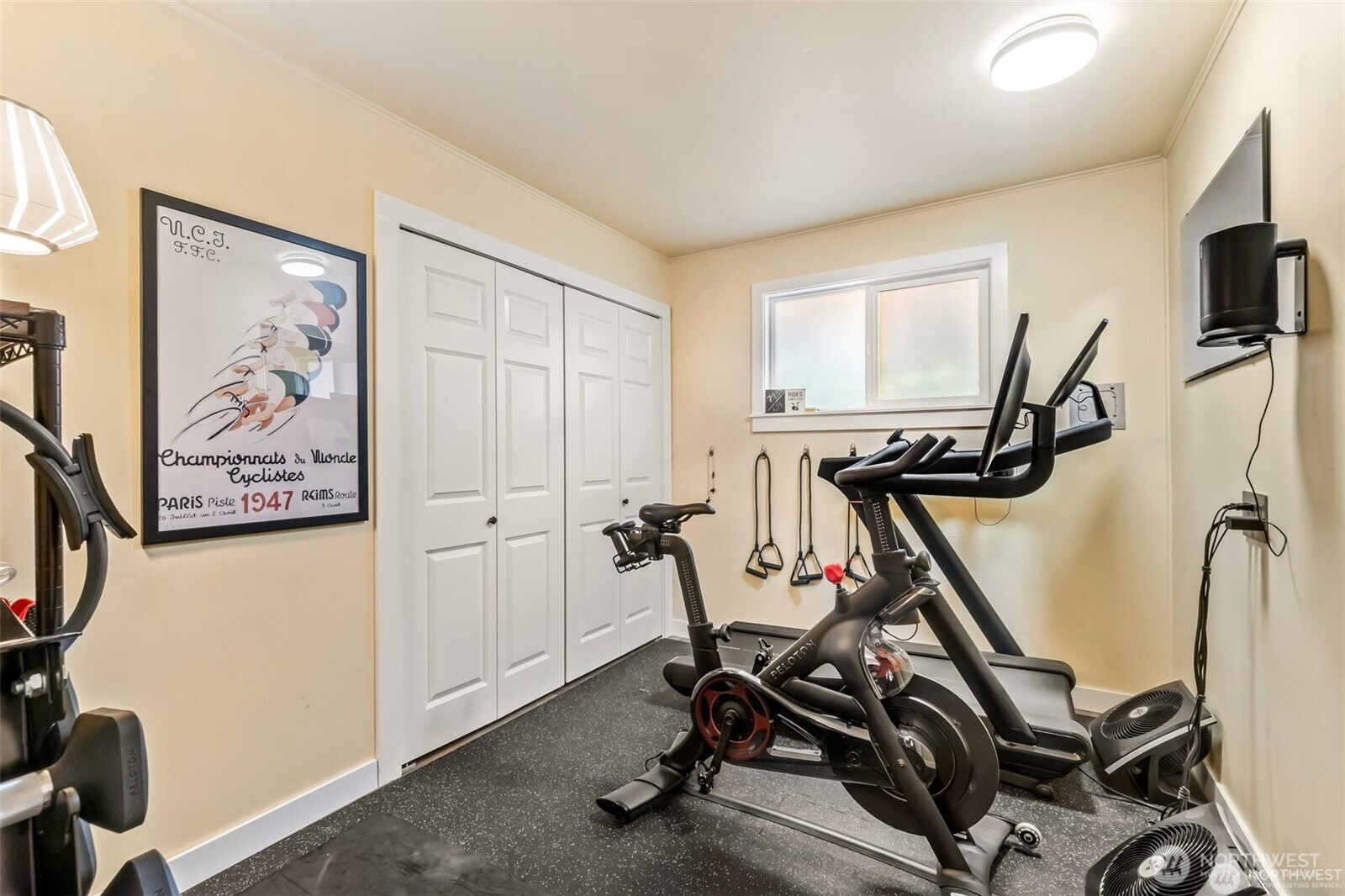 10218 NE 65th Street , Kirkland, WA 98033