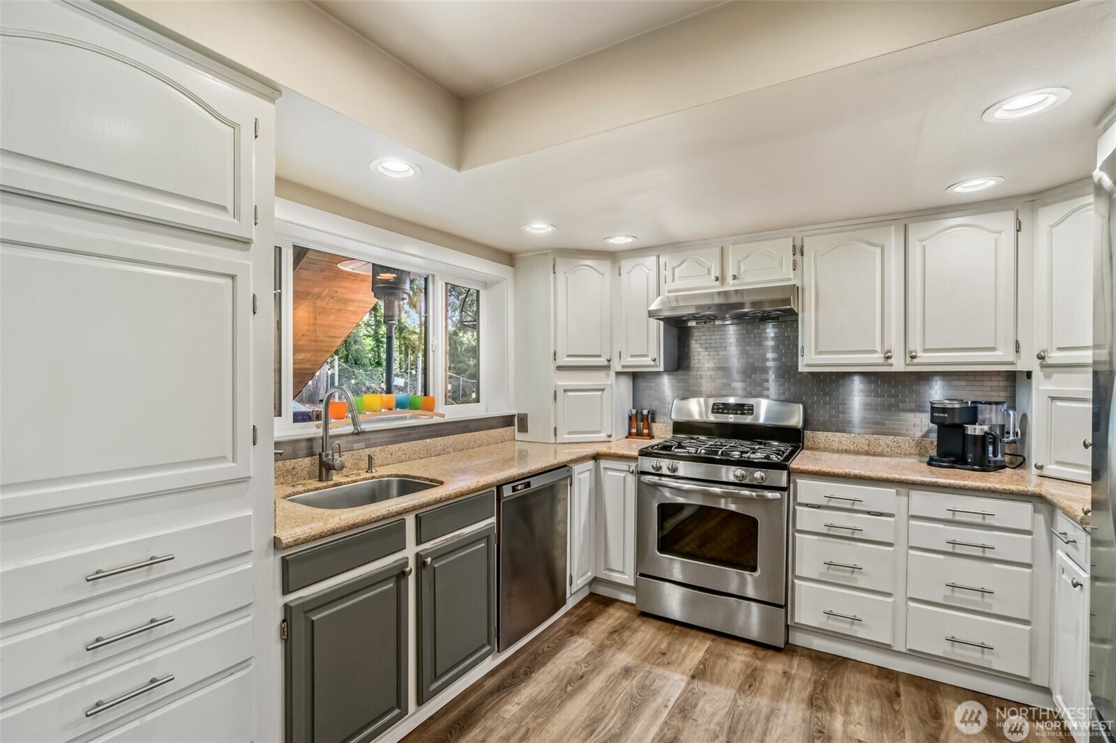 10218 NE 65th Street , Kirkland, WA 98033