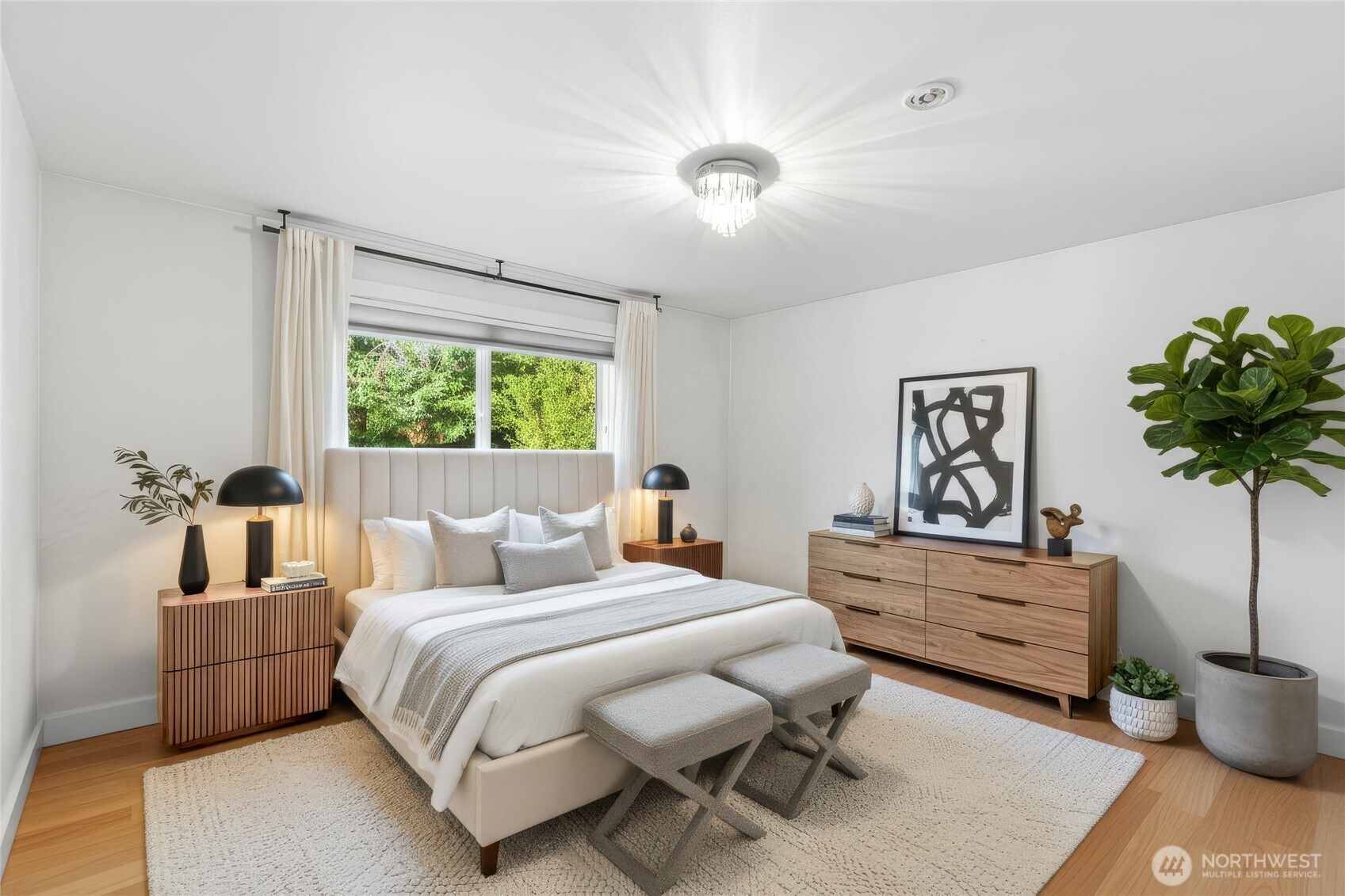 6006 105th Ave NE, Kirkland, WA 98033